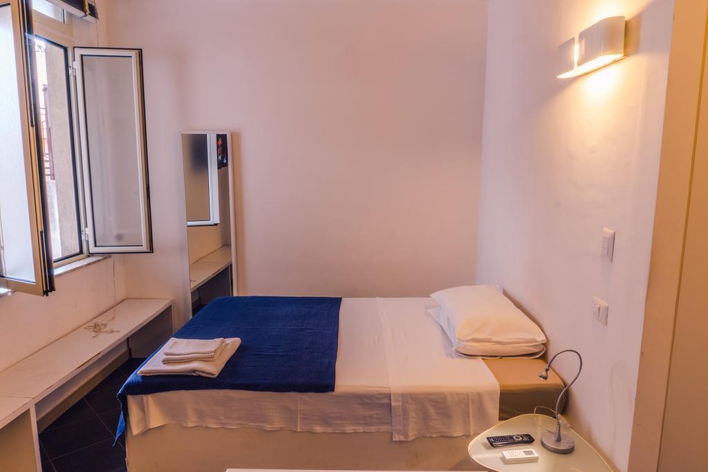 Ferienwohnung Solobed Reggio Calabria Exterior foto